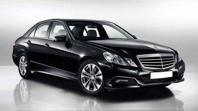 Mercedes-Benz Třídy E  k půjčení za autopůjčovny