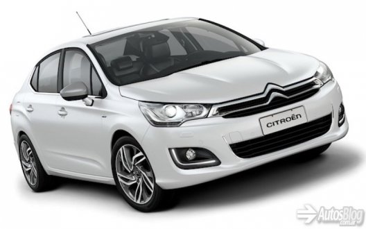Citroën C4  k půjčení za autopůjčovny