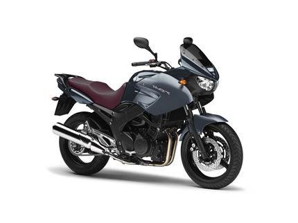 Yamaha Yamaha TDM 900 k půjčení za autopůjčovny